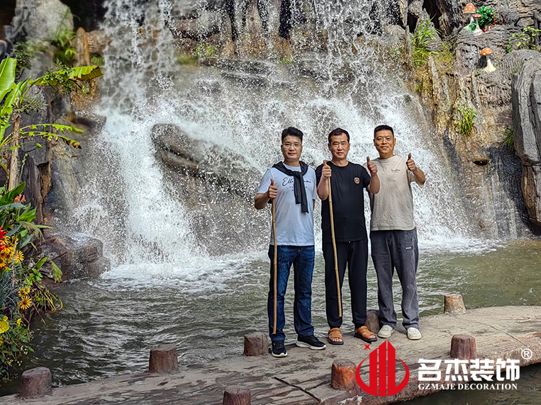 立博ladbrokes装璜团队合影